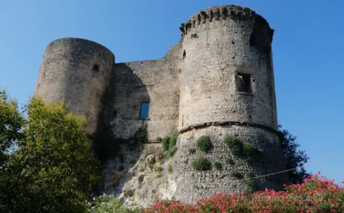 castello 2 panorama prata sannita provincia di caserta Reggia di Caserta unofficial - Prata Sannita