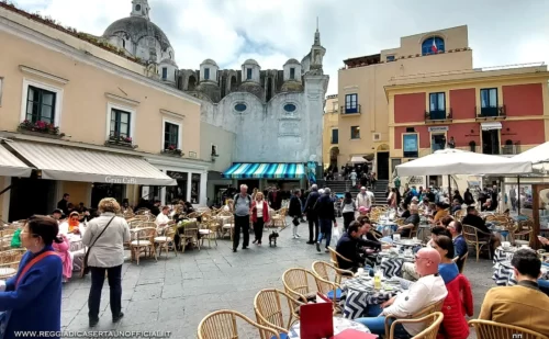 Capri cosa vedere - Piazza Umberto I - 3