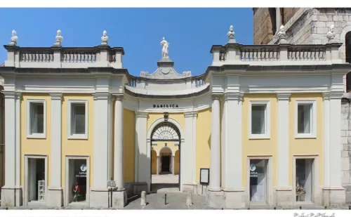 Duomo di Capua esterno prima facciata esterna - Provincia di Caserta