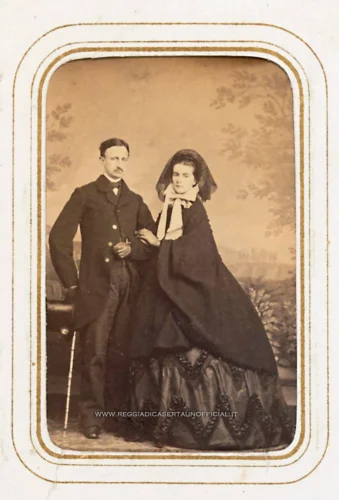 Fotografia vintage di Francesco II di Borbone con Maria Sofia di Baviera - 2