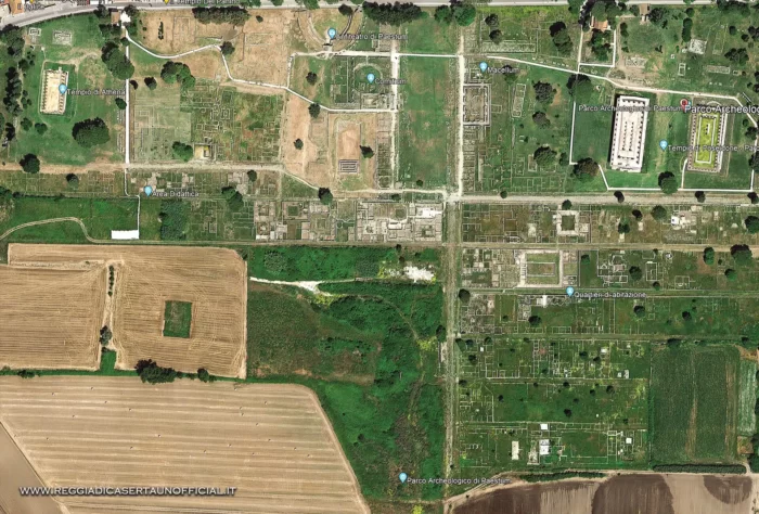 Il parco archeologico di Paestum visto dall'alto