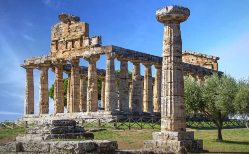 Paestum cosa vedere - tempio di atena