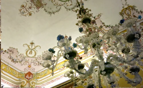Reggia Di Caserta Prima Sala Da Lettura Lampadario Di Murano Del 700, Reggia di Caserta Unofficial