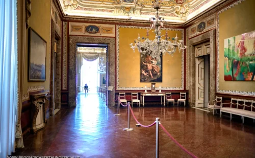 Reggia di Caserta - Prima Sala da lettura - vista generale