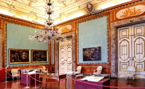 Reggia di Caserta - Seconda Sala da lettura - vista generale