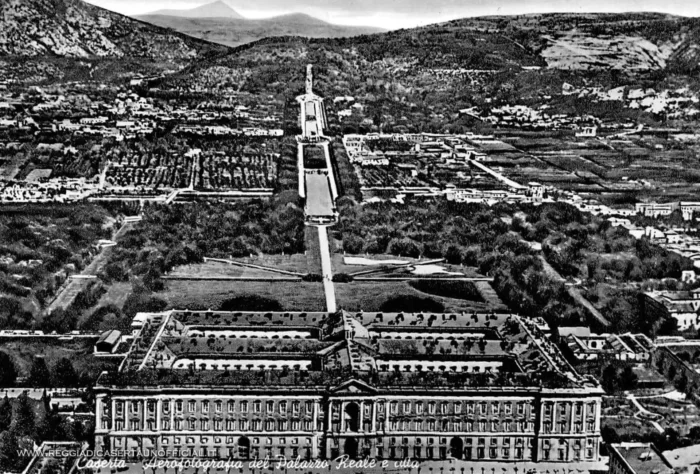 Reggia di Caserta dall'alto Stampa vintage 1961