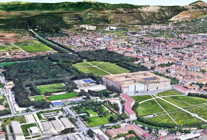 Reggia di Caserta dall'alto dal lato sinistro