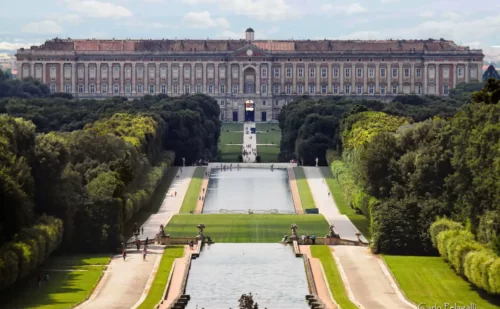 Reggia di Caserta panorama con parco reale royal palace of caserta
