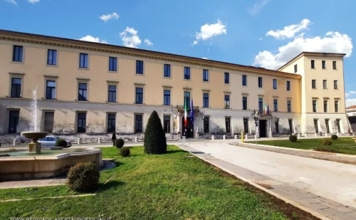 caserta cosa vedere - palazzo vecchio la prefettura di caserta