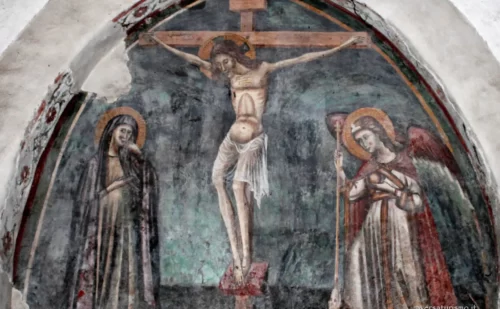 dettaglio affresco interno duomo di aversa