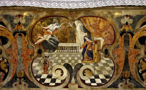 dettaglio dell'altare a pietre dure chiesa dell'annunziata di capua - Provincia di Caserta