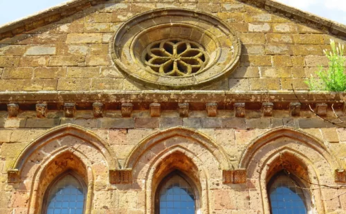 dettaglio facciata Chiesa dell’Annunziata Casertavecchia - Provincia Reggia di Caserta Unofficial - medioevale