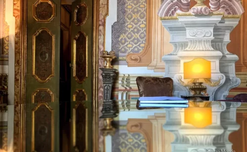 dettaglio sala d'angolo - Palazzo Mondo a Capodrise Provincia di Caserta