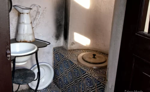 giardino latrina del 700 - Palazzo Mondo a Capodrise Provincia di Caserta