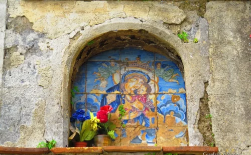 immagine madonna borgo Casertavecchia - Provincia Reggia di Caserta Unofficial - medioevale