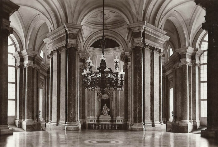 Lampadario Vestibolo Superiore Palazzo Foto Vintage Depoca Reggia Di Caserta, Reggia di Caserta Unofficial