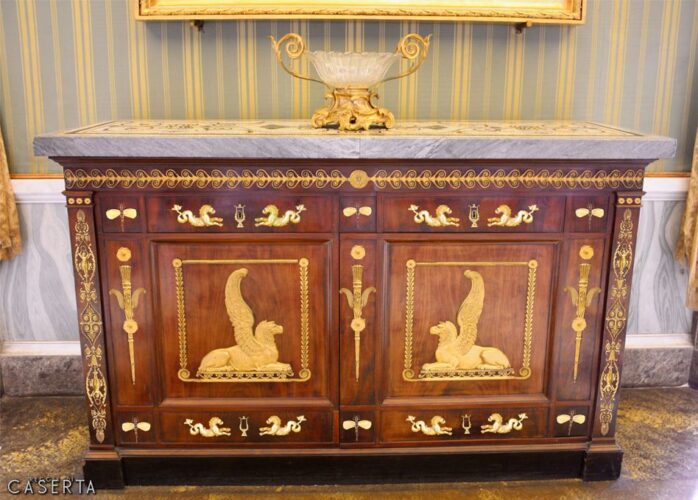 Mobile Murat Restaurato Reggia Di Caserta Wat, Reggia di Caserta Unofficial