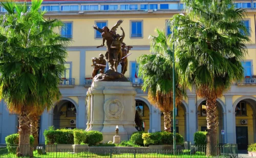 momumento di aversa provincia di caserta Reggia di Caserta unofficial