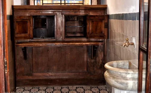 napoli - Basilica della Santissima Annunziata Maggiore - Sacra Ruota degli Esposti