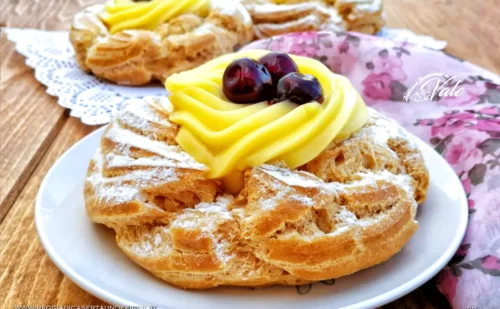 napoli cosa mangiare - piatti tipici napoletani - dolci tipici - zeppola di san giuseppe
