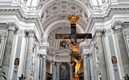 napoli cosa vedere - Basilica della Santissima Annunziata Maggiore - interno