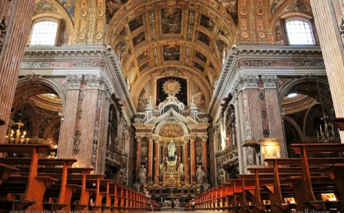 napoli cosa vedere - Chiesa del Gesù Nuovo