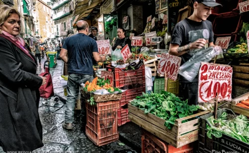 napoli cosa vedere - Mercato della Pignasecca