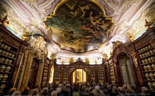 napoli cosa vedere - ospedale delgi incurabili - intenro farmacia