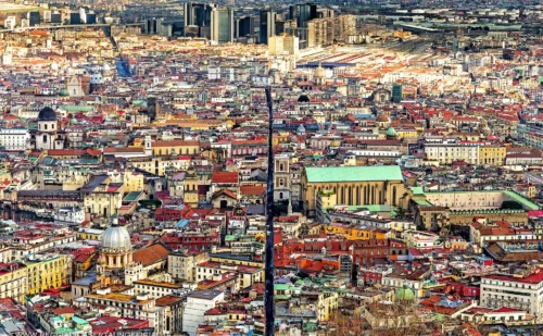 napoli cosa vedere - spaccanapoli
