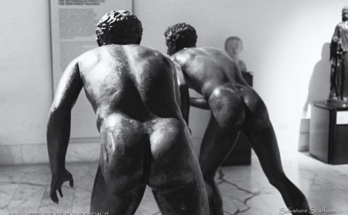 napoli - museo archeologico nazionale - ercolano villa dei papiri, scultura dei corridori