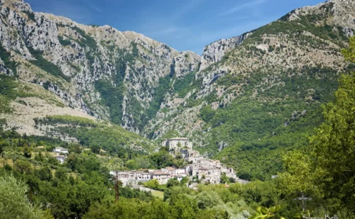 panorama con montagne prata sannita provincia di caserta Reggia di Caserta unofficial - Prata Sannita