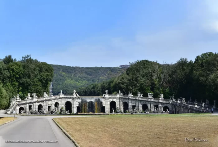 parco della Reggia di Caserta fontana di eolo dei venti foto panorama