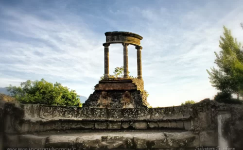 pompei scavi archeologici - cosa visitare - Necropoli - Tomba della sacerdotessa Mamia