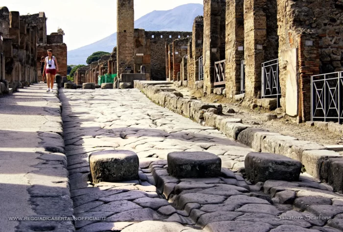 pompei scavi archeologici - cosa visitare - vista strada lastricata