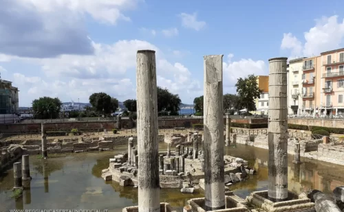 pozzuoli cosa vedere - macellum Tempio di Serapide