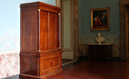 organi musicali dentro un armadio