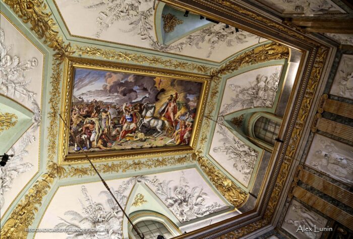 Reggia di Caserta anticamera dei baroni sala di marte - soffitto affresco stile impero 2