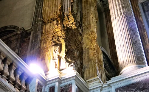 Reggia di Caserta - cappella palatina - danno bombardamento del 1943 2