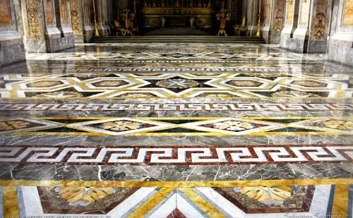 Reggia di Caserta cappella palatina, pavimento in marmi