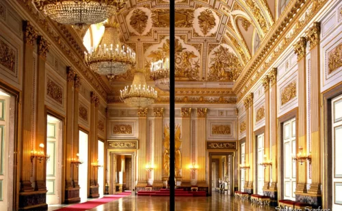 reggia di caserta fotomontaggi ricostruzione virtuale lampadari sala del trono prima e dopo