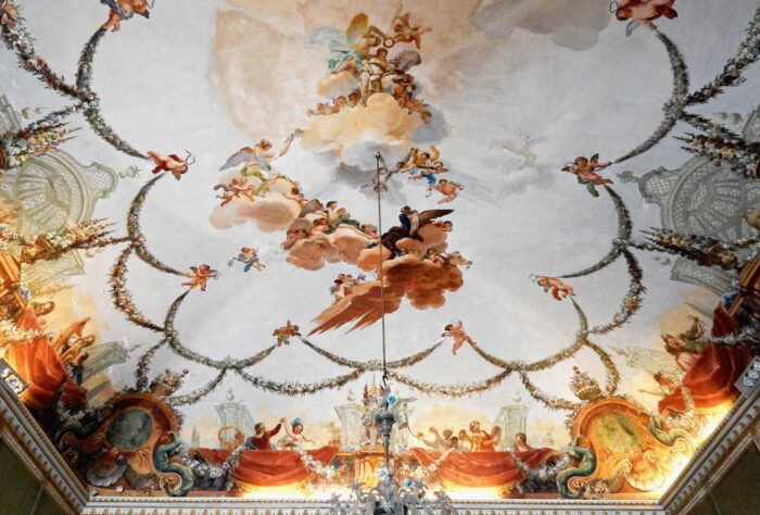 Reggia di Caserta Anticamera detta sala della primavera - affresco