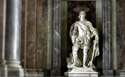Reggia Di Caserta Scalone D Onore Soffitto Statua Del Merito, Reggia di Caserta Unofficial