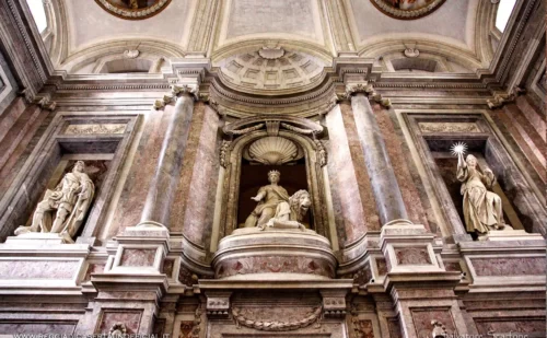 Le tre statue: il Merito, la Maestà Regia e la Verità