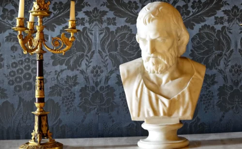 Reggia di Caserta stanza da letto di re francesco ii arredi candelabro stile impero busto scultura