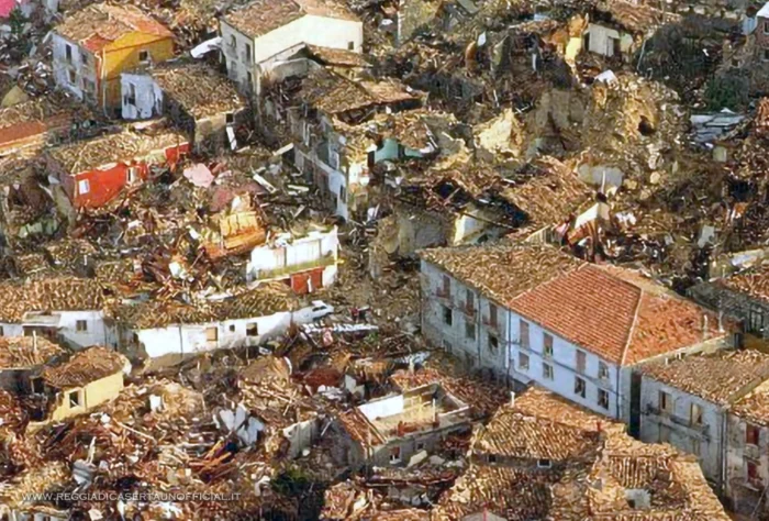 reggia di caserta terrae motus - terremoto in irpinia del 1980 - danni 11