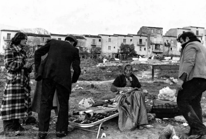 reggia di caserta terrae motus - terremoto in irpinia del 1980 - persone 5