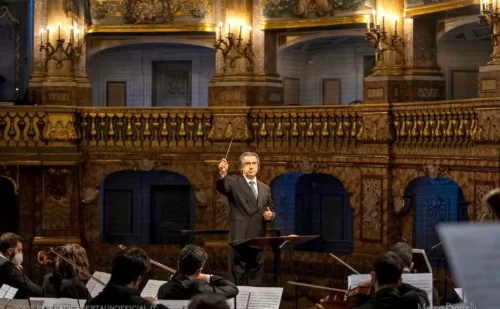 teatro di corte della Reggia di Caserta - riccardo muti dirige un concerto